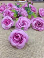Artificial Velvet Rose Flowers 

size. 4cm
pack of. 50pc