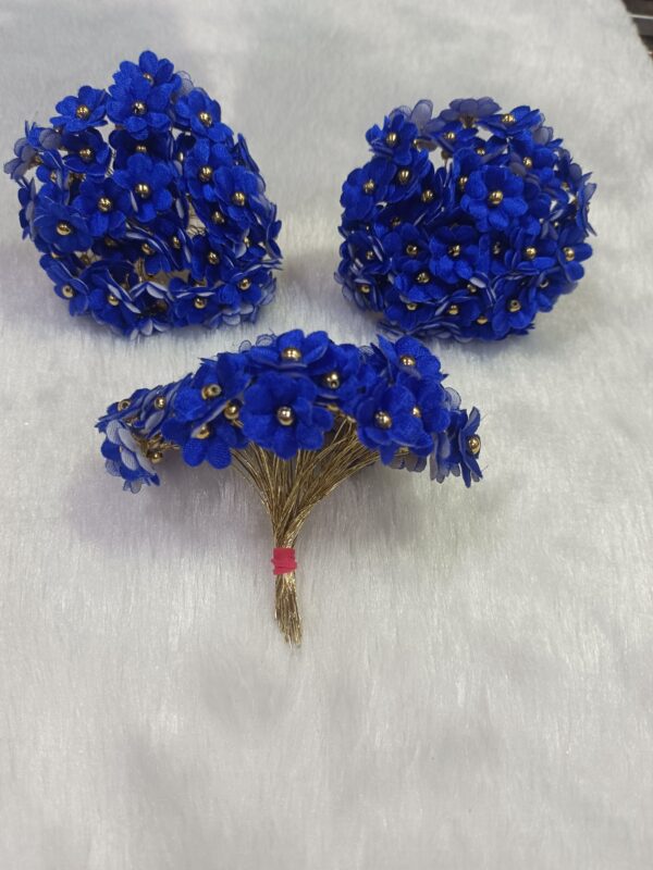 Artificial Fabric Flowers with Pearl Tar
Pack of 50 pcs