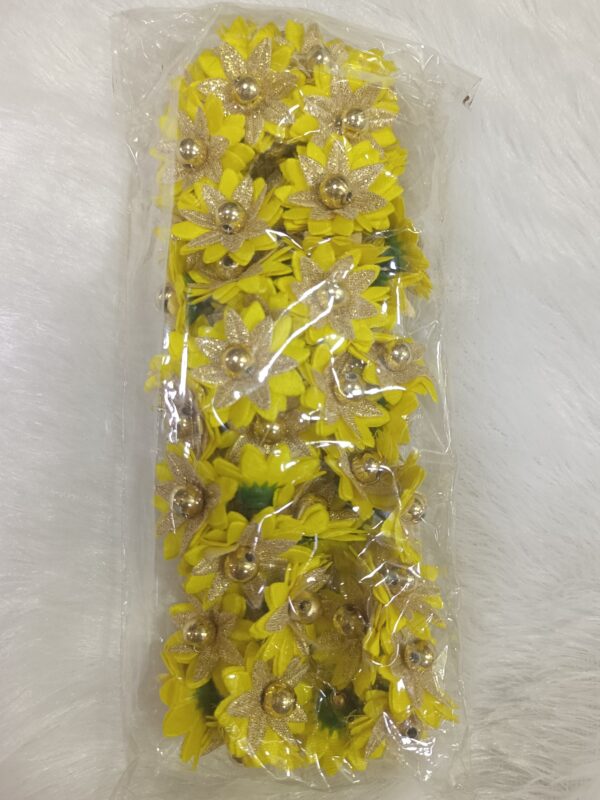 Artificial Fabric Flowers Tar 
Pack of 60pcs