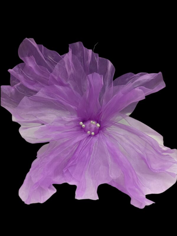 silk organza flower 
pack of 1pc